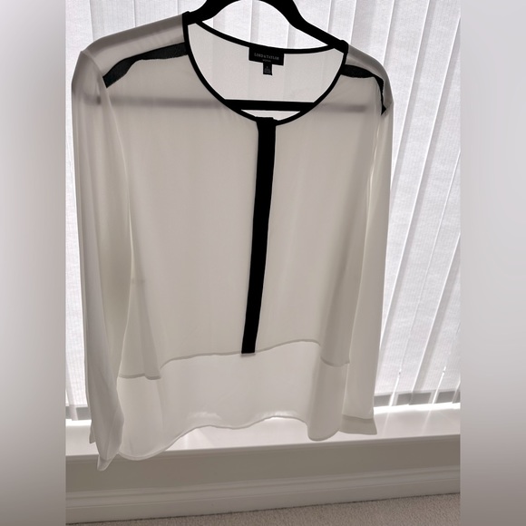 Light top - Picture 1 of 6